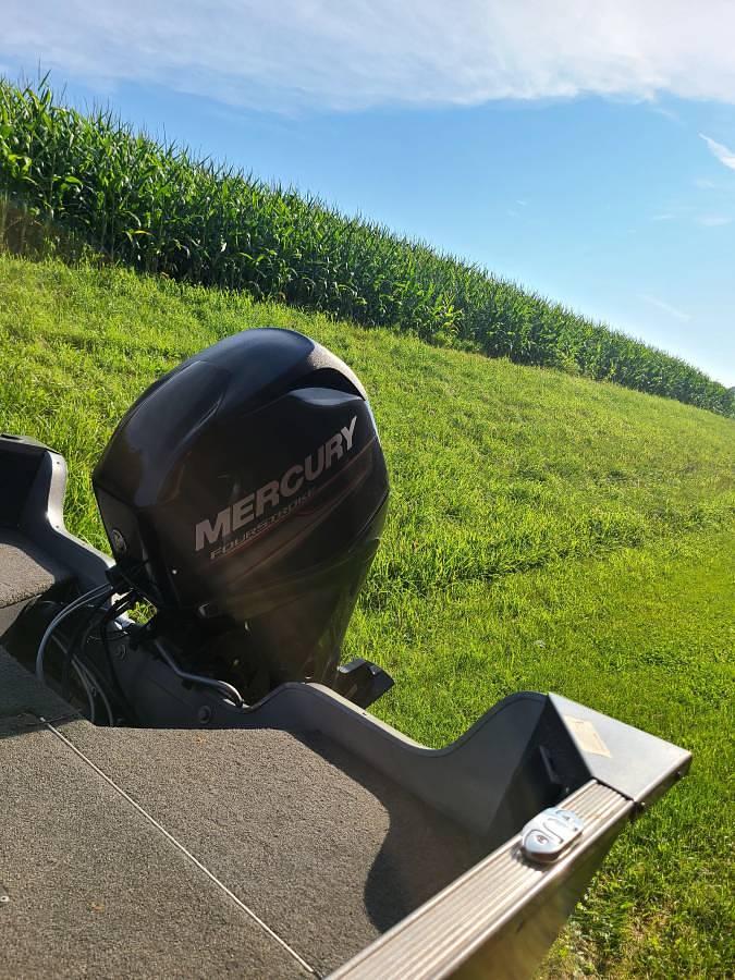 Used 2017 Lowe FM 165 Pro