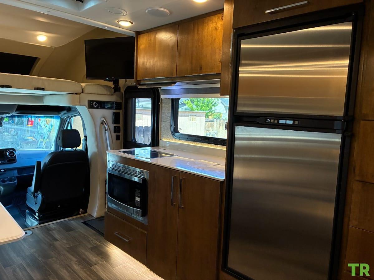 Used 2020 Tiffin Wayfarer RW Class C Motorhome