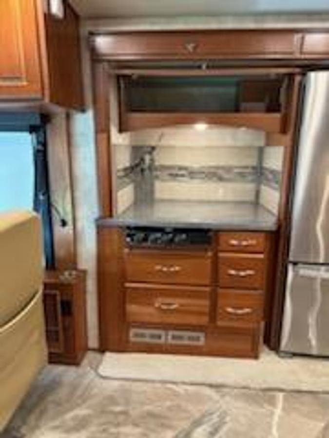 Used 2016 Winnebago Journey 40R
