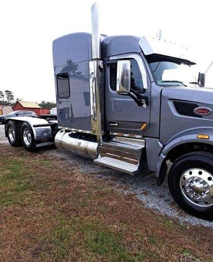 Used 2021 Peterbilt 567