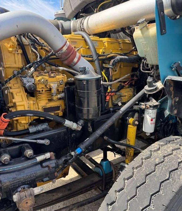 Used 1997 Kenworth T800 Dump Truck
