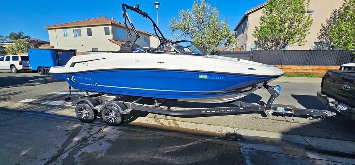 Used 2022 Bayliner VR5