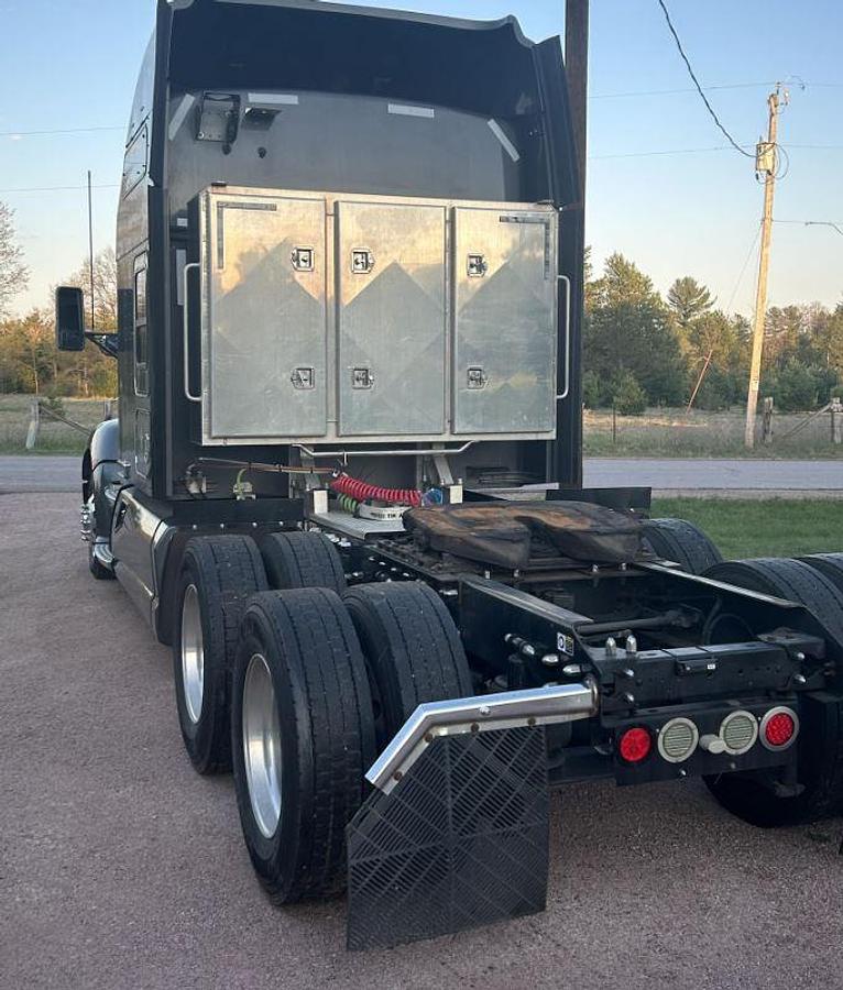 Used 2014 KENWORTH T660