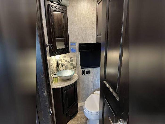 Used 2020 Newmar Dutch Star 4369