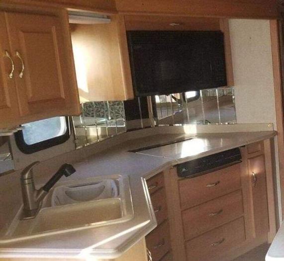 Used 2004 National Sea Breeze LX 8375