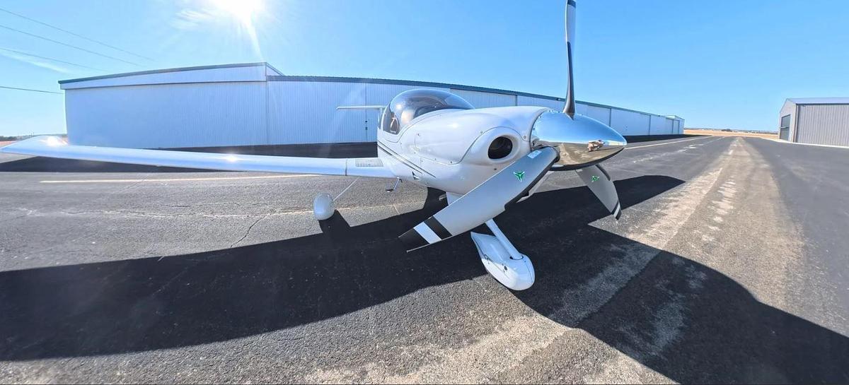 Used 2008 Diamond DA40 XLS