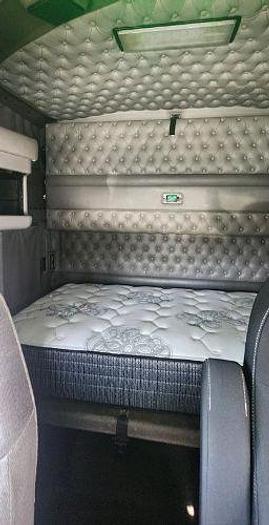 Used 2012 KENWORTH T660