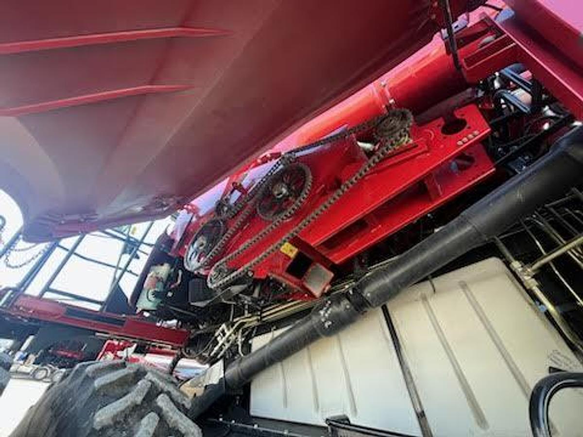 Used 2013 CASE IH 7230 Combine