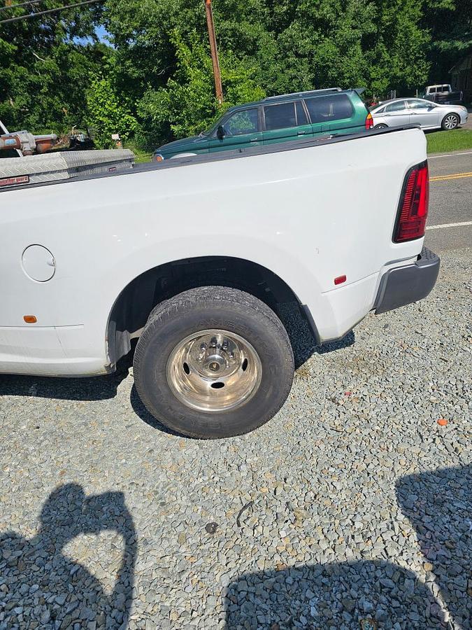 Used 2011 DODGE DUALLY TRUCK BED