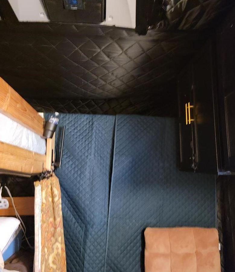 Used 2023 Hino L6