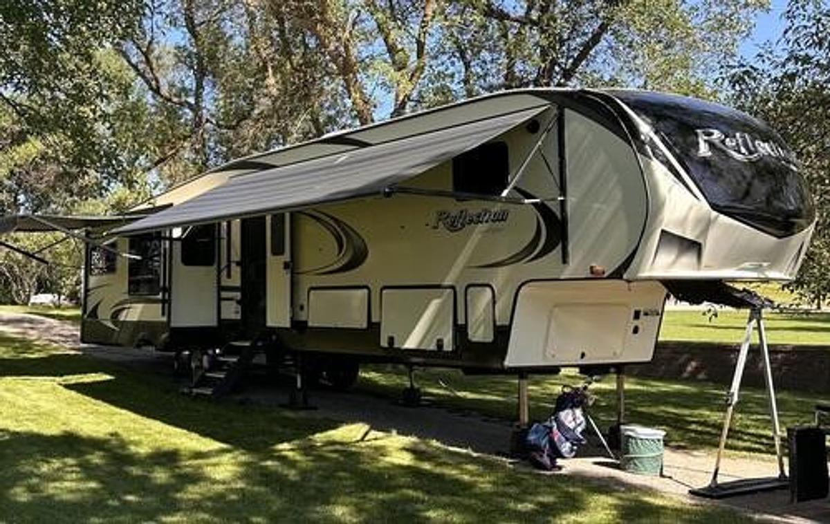 Used 2020 Grand Design Reflection 367BHS