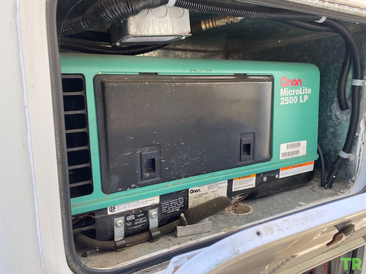 Used 2007 Bigfoot 24C10.4 Truck Camper | Four-Season | Solar Equipped | Generator | Dry Bath