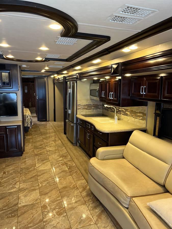 Used 2014 American Coach American Revolution 42T Class A Motorhome