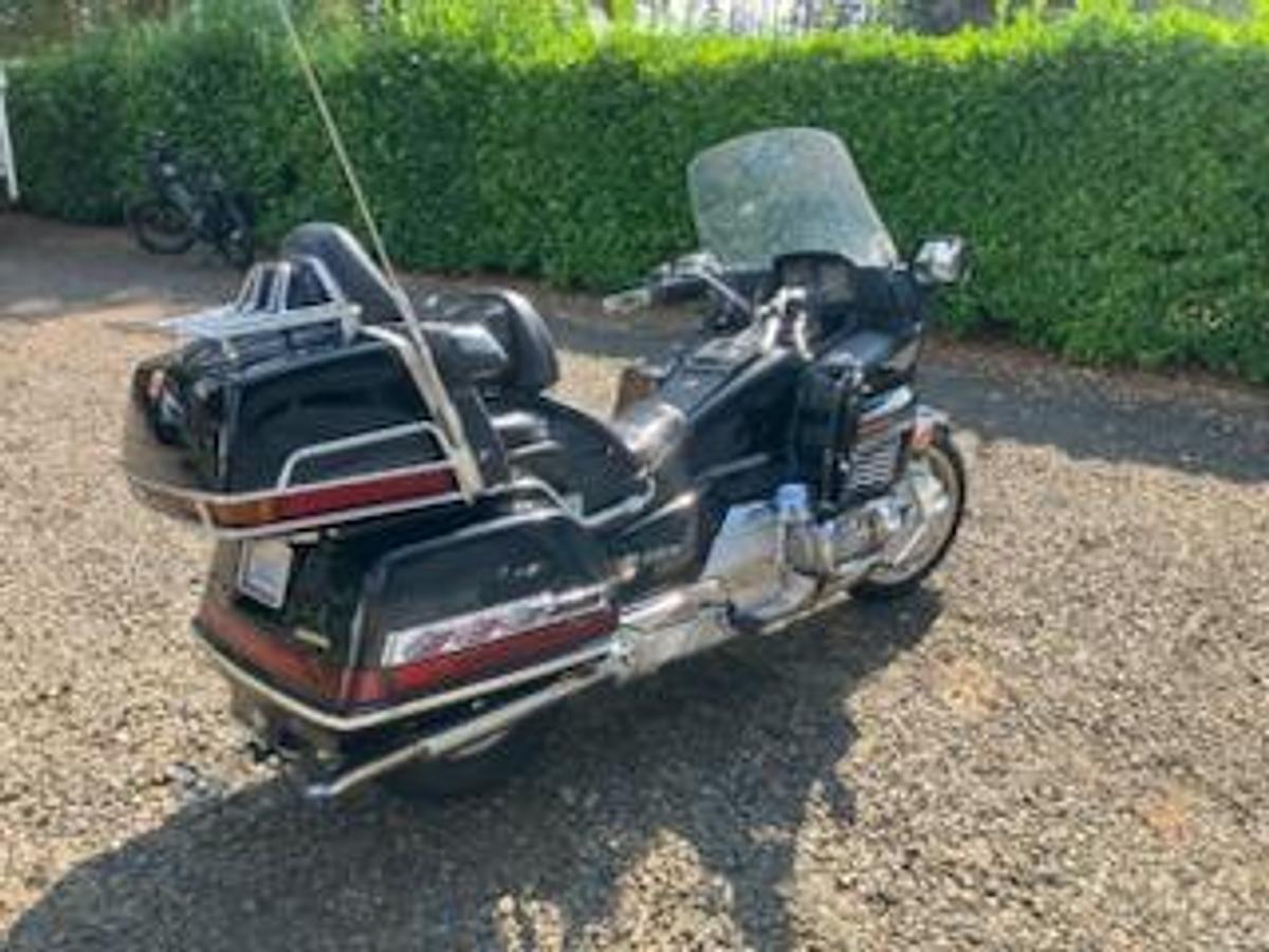 Used 1993 Honda Goldwing Aspencade 1500 GL and Time Out Trailer