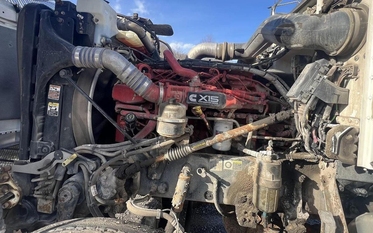 Used 2018 PETERBILT 389