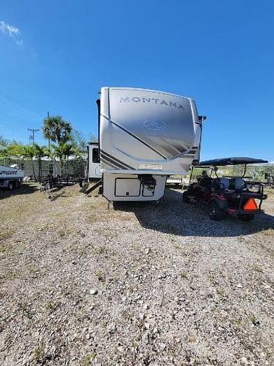 Used 2023 Keystone Montana 3123RL