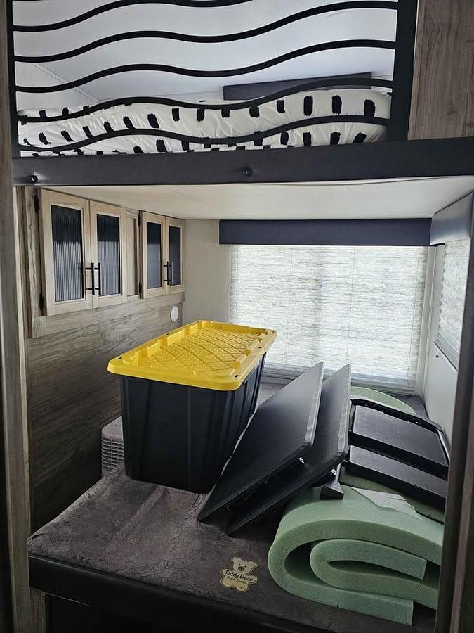 Used 2021 Forest River Artic Wolf 3770