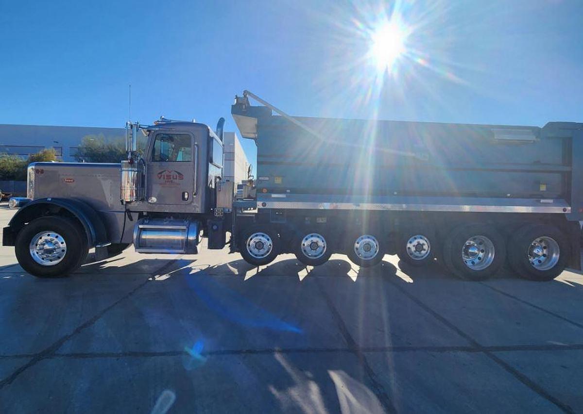 Used 2020 Peterbilt 389
