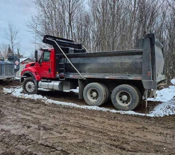 Used 2011 INTERNATIONAL WORKSTAR 7500