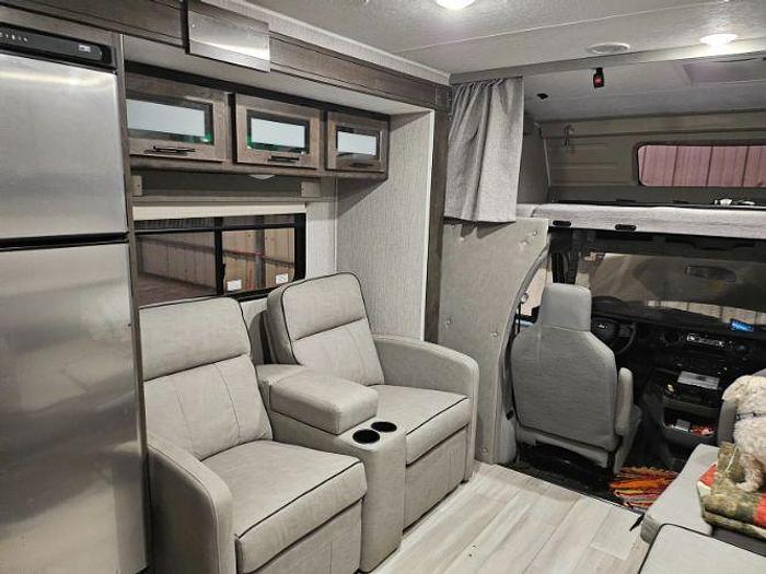 Used 2021 Coachmen Leprechaun FZLE 260