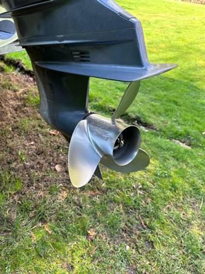 Used 2021 Bennington 23RSB Pontoon Boat