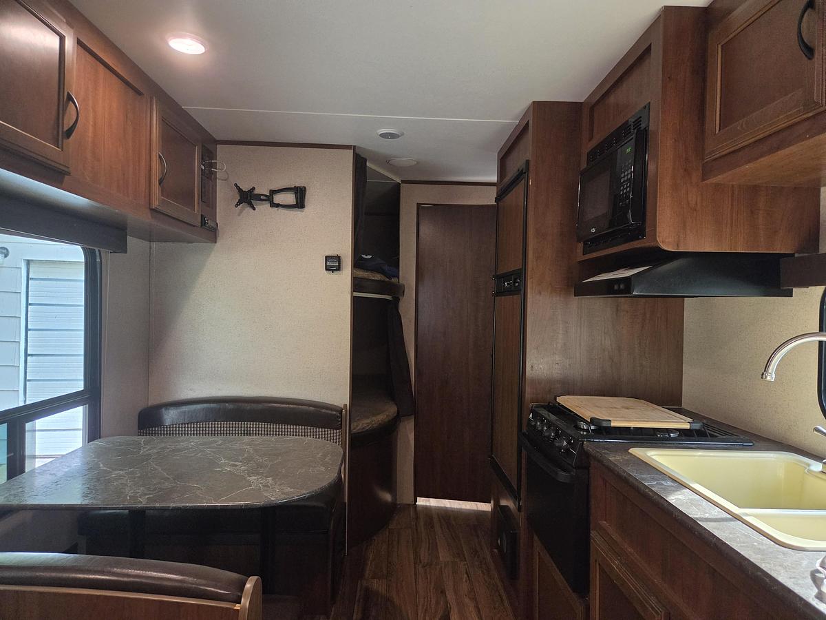 Used 2016 Jayco Jay Flight SLX 264BHW