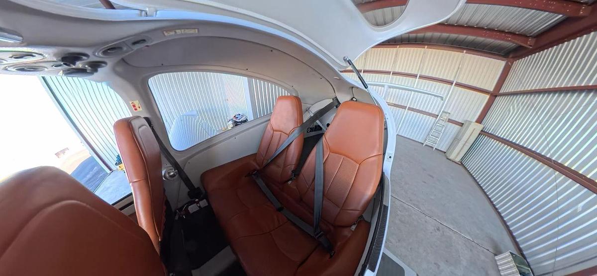 Used 2008 Diamond DA40 XLS