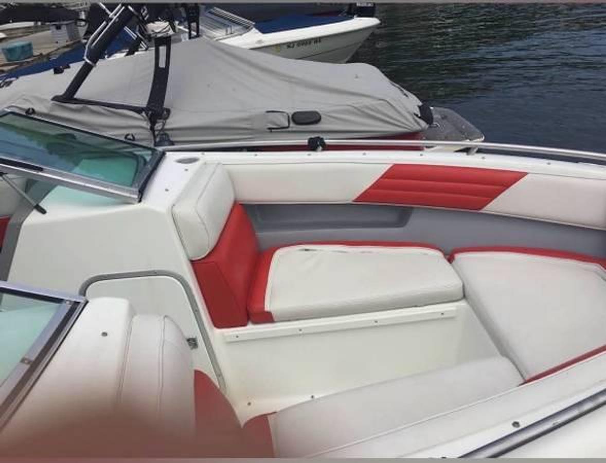 Used 1992 Mariah 2350Z Bowrider