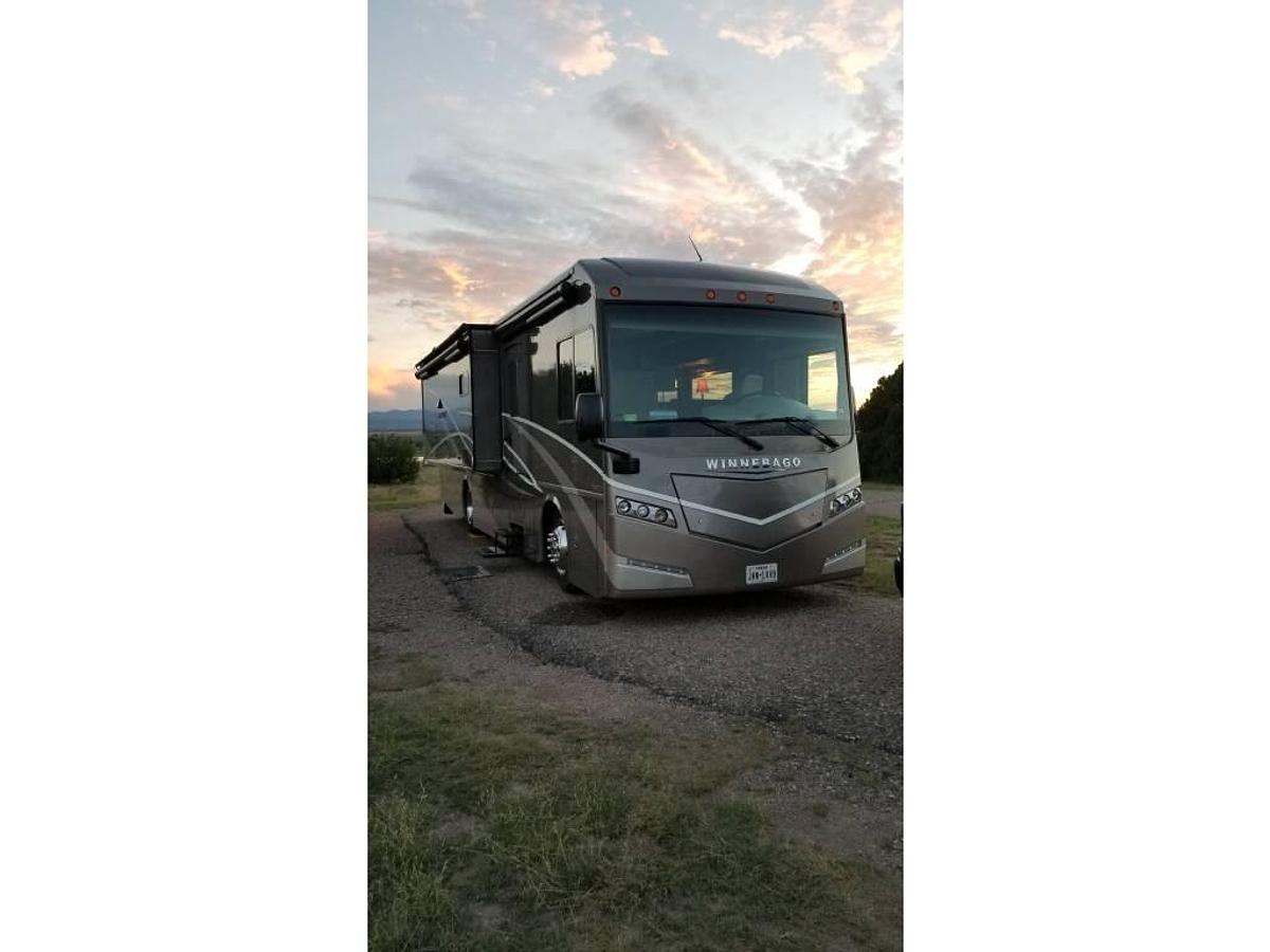 Used 2017 Winnebago Forza 34T