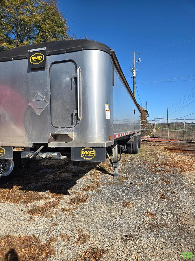 Used 2024 Mack Dump Trailer