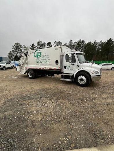 Used 2020 Freightliner M2 106