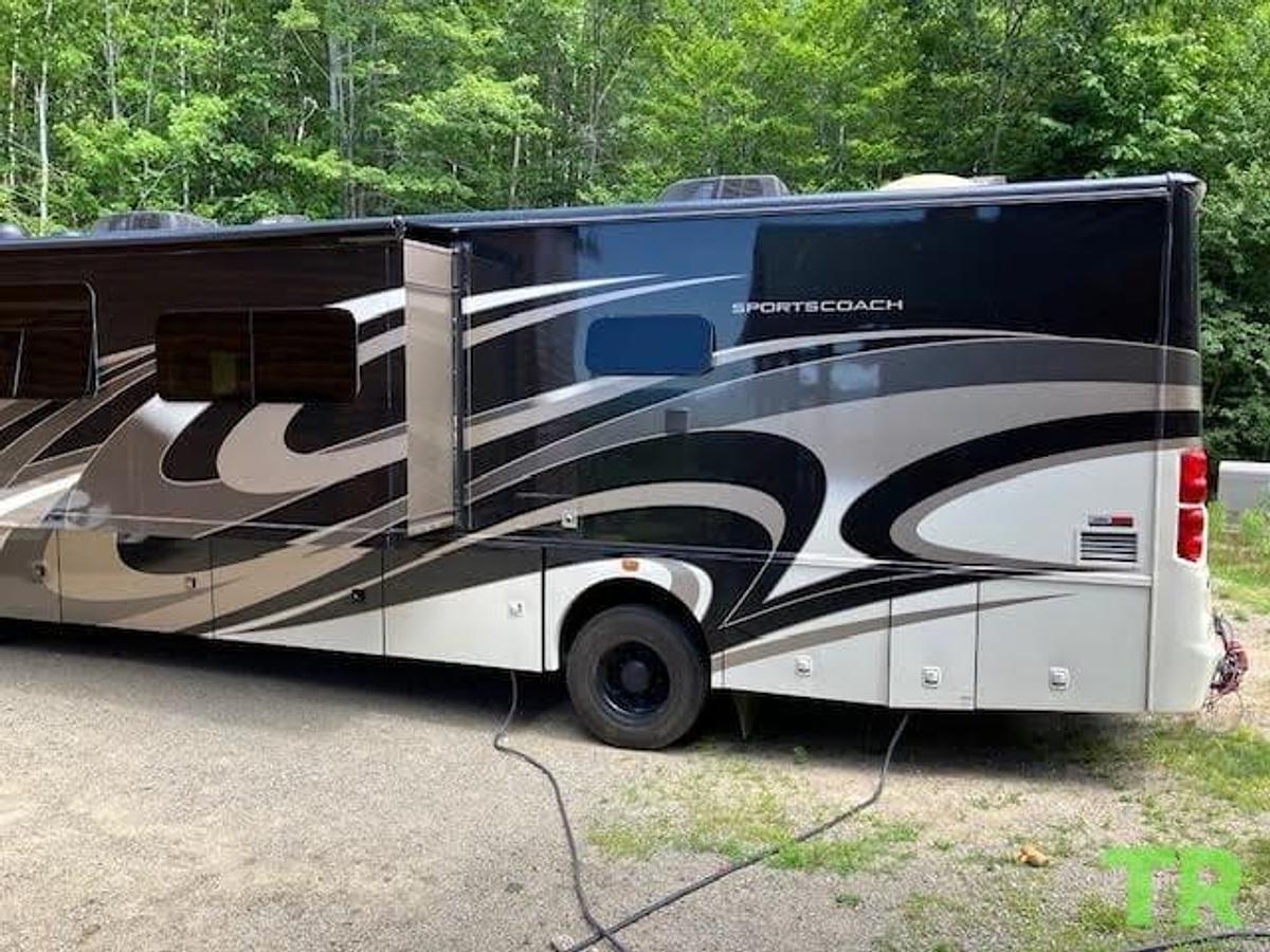 Used 2019 Coachmen Sportscoach Cross Country SRS 365RB