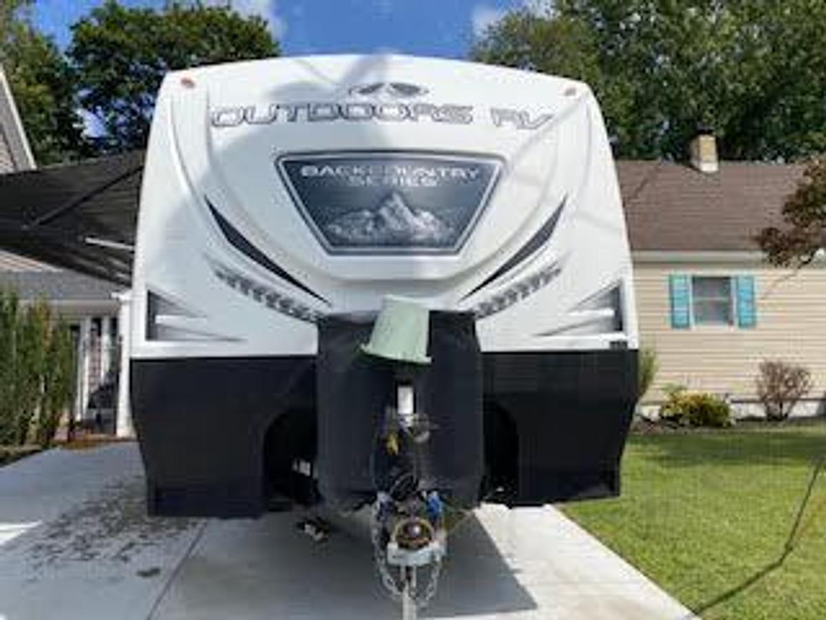 Used 2022 Outdoors RV Back Country Series Mtn Trx 24KRS Travel Trailer