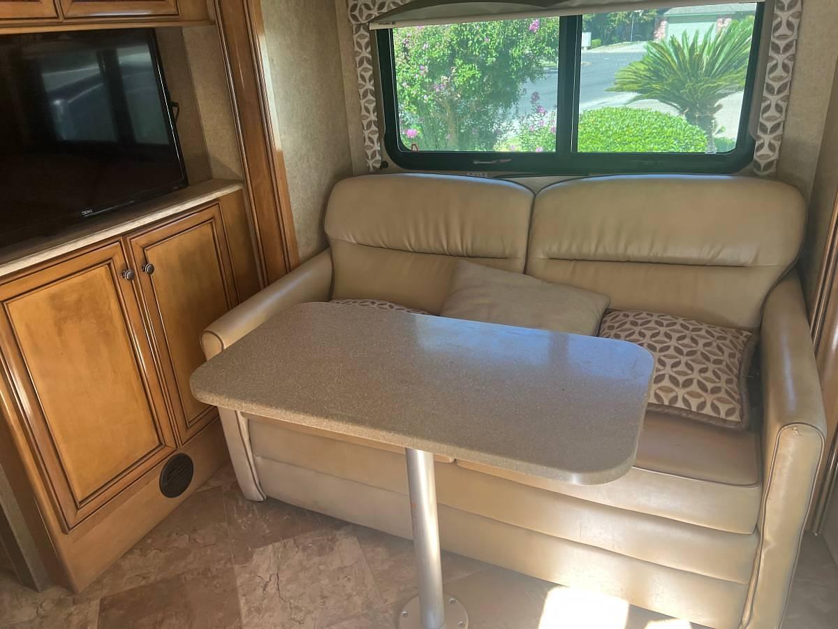 Used 2016 Thor Motor Coach Siesta Sprinter 24Sr Class C Motorhome