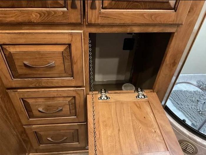 Used 2021 Twister 3 Horse Trailer with Living Quarters