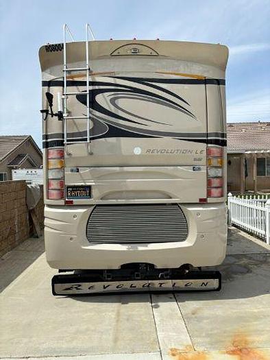 Used 2008 Fleetwood Revolution LE 40E
