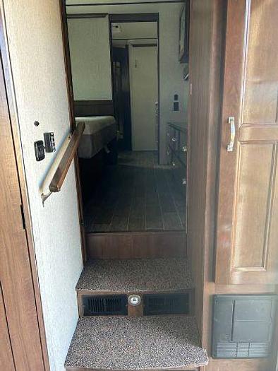 Used 2019 Redwood 3901MB