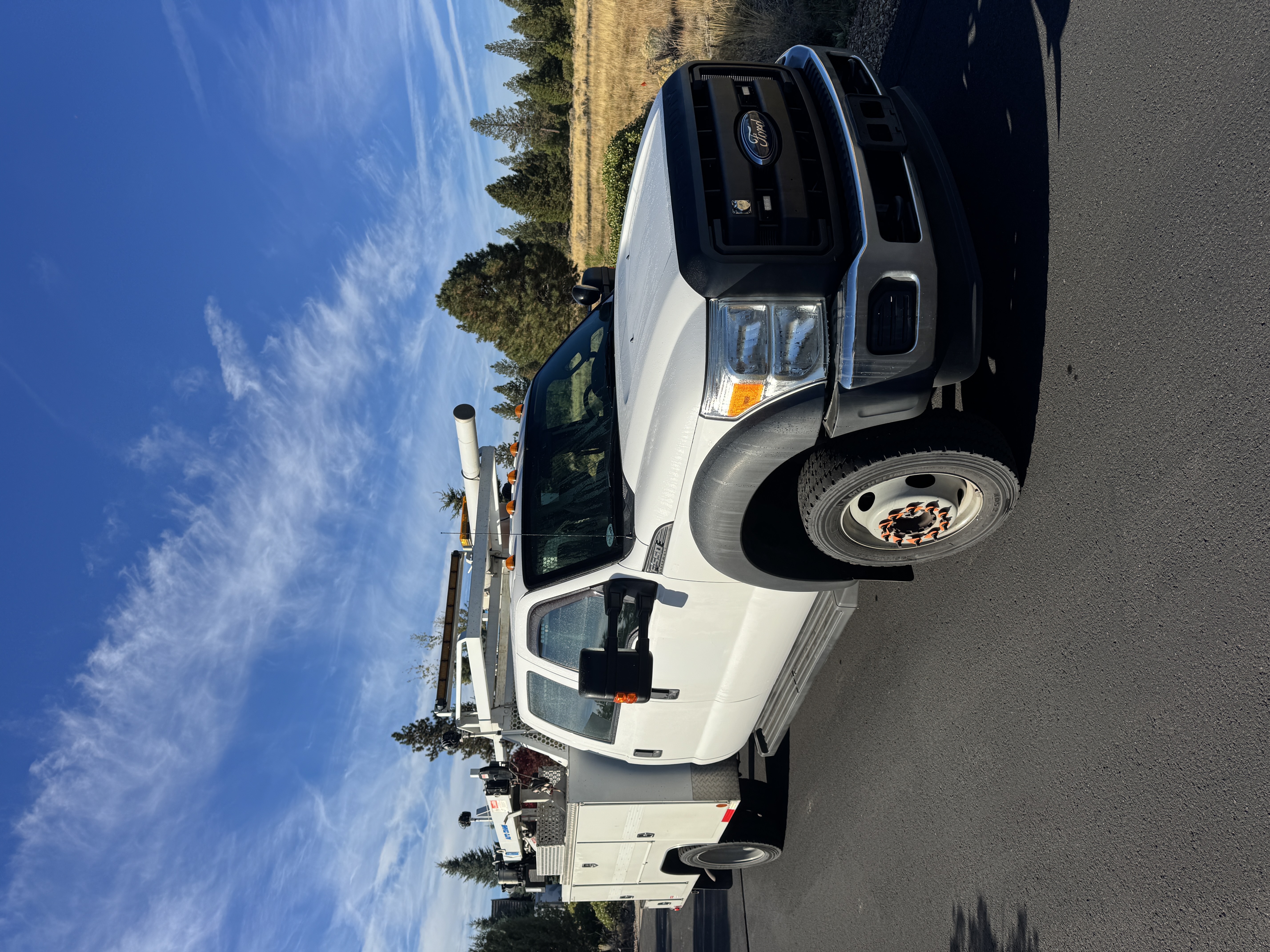 Used 2015 Ford F550 4x4 Crew Cab Service Truck with Welder