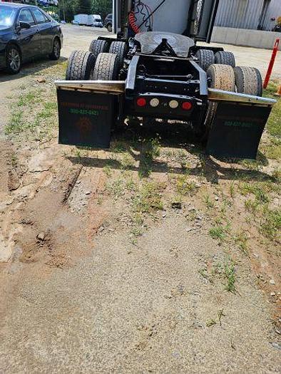 Used 2005 KENWORTH T600