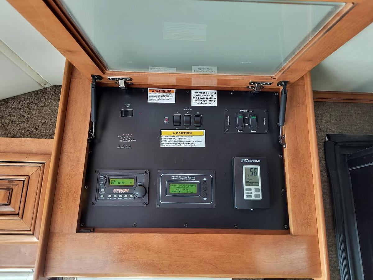 Used 2015 Thor Motor Coach Tuscany 45AT Class A Motorhome