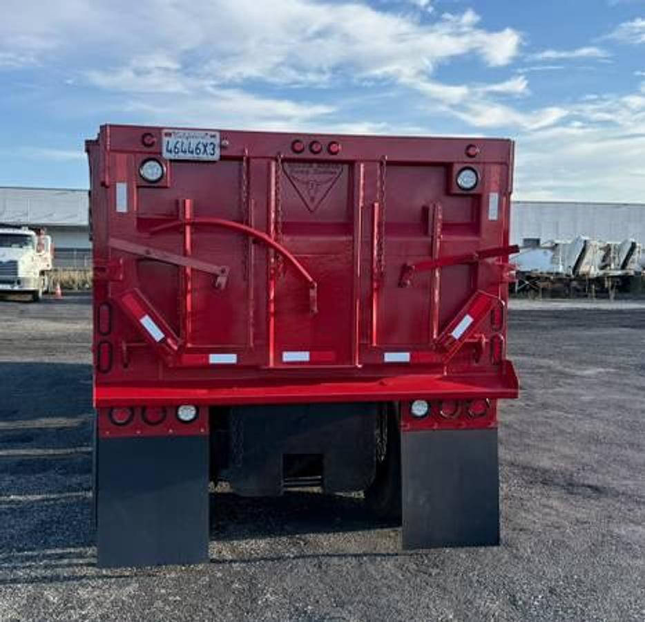 Used 2020 Freightliner Cascadia