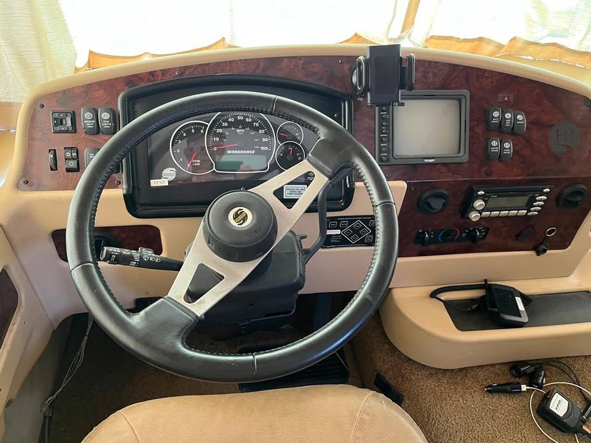 Used 2008 Holiday Rambler Motorhome
