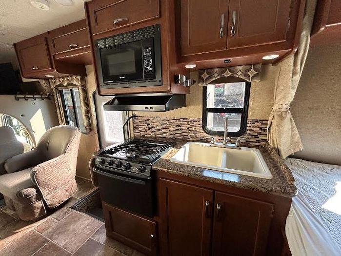 Used 2017 Thor Motor Coach Freedom Elite 23H