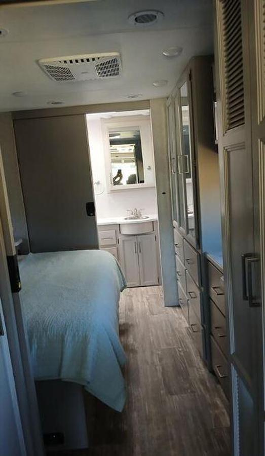 Used 2024 Thor Motor Coach Hurricane 35M Class A Motorhome