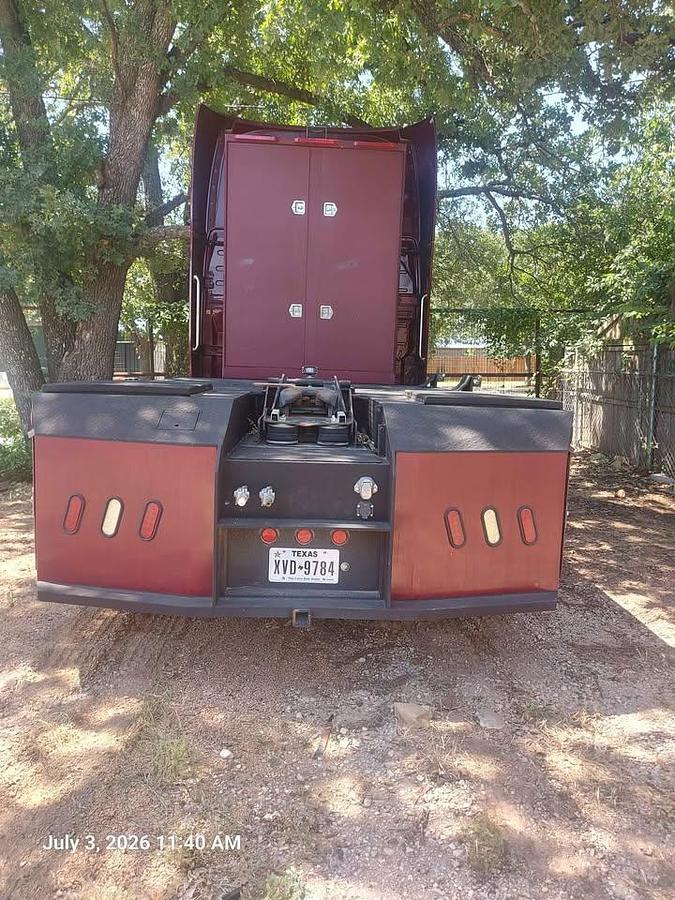 Used 2001 Volvo 770