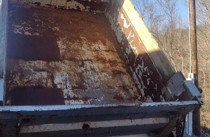 Used 2000 Ford F650 XL SD