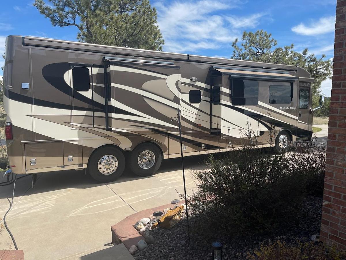 Used 2017 Newmar Dutch Star 4002