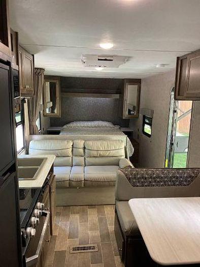 Used 2019 Coleman Lanteren