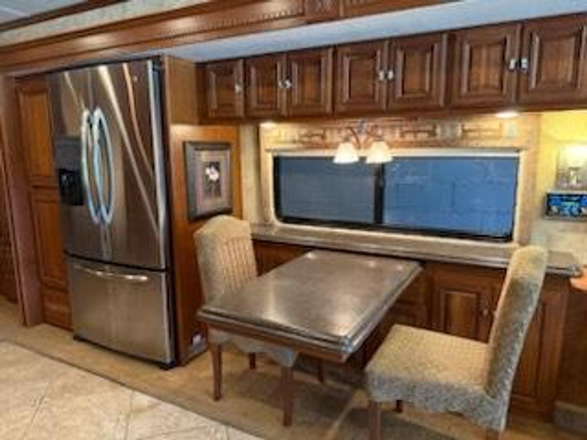 Used 2011 Winnebago Tour 42QD Class A Motorhome