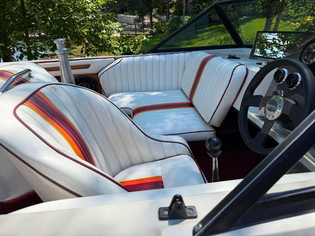 Used 1990 Sanger Ski Boat